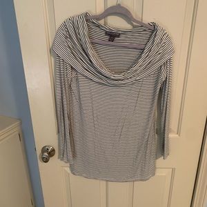 Black and white striped a pea in the pod maternity shirt size large